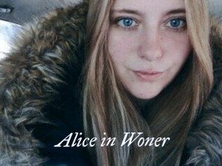 Alice_in_Woner