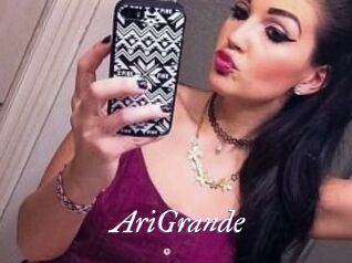 AriGrande