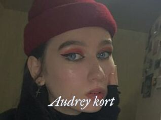 Audrey_kort