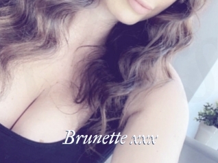 Brunette_xxx