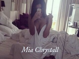 Mia_Chrystall