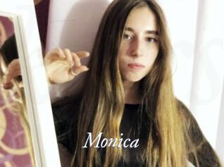 Monica_