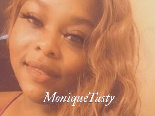 MoniqueTasty