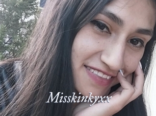 Misskinkyxx