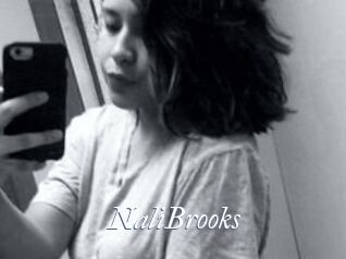 Nali_Brooks