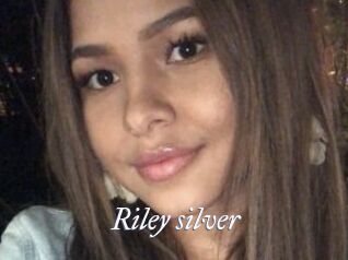 Riley_silver