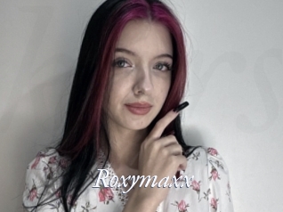 Roxymaxx