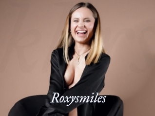 Roxysmiles