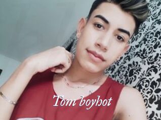 Tom_boyhot