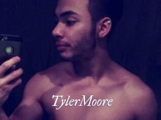 Tyler_Moore